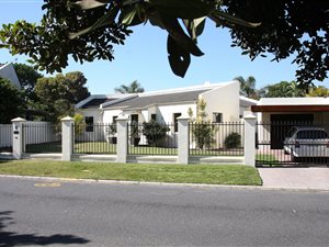 3 Bed House in Edgemead