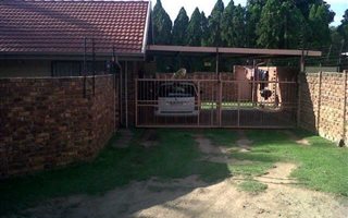 2 Bedroom Garden Cottage in Wingate Park