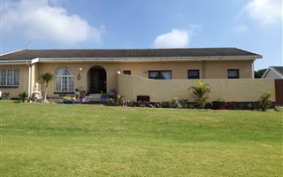 4 Bedroom House in Broadwood