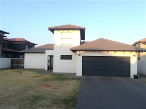 4 Bed House in Monavoni