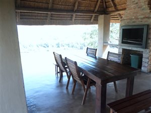 350 m² Farm in Nooitgedacht