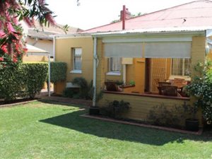 3 Bed House in Kensington