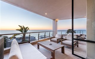 4 Bedroom House in Bantry Bay