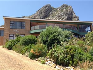 5 Bed House in Rooi Els