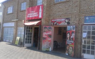 Commercial space in Geelhoutpark