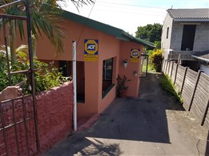 3 Bed House in Shallcross