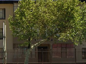 1.5 Bed Apartment in Pretoria West