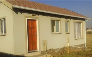 2 Bedroom House in Klarinet