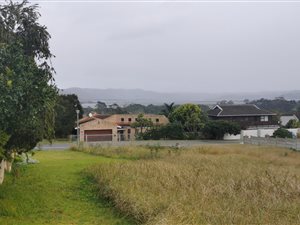 1000 m² Land available in Rexford