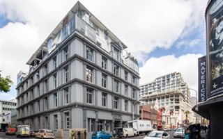 2 Bedroom Apartment in Zonnebloem