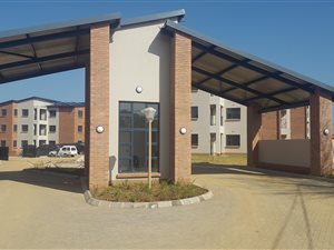 2 Bed Apartment in Ravenswood