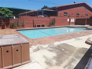 3 Bed Apartment in Verulam Central