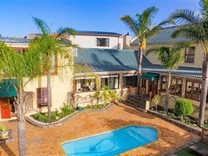 5 Bed House in Myburgh Park