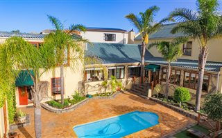 5 Bedroom House in Myburgh Park