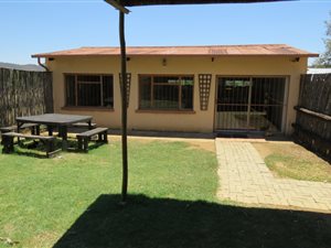 8.5 ha Farm in Elandsfontein AH