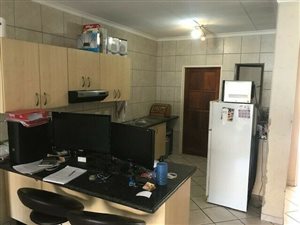 2 Bedroom Apartment in Moret