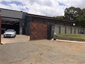1550 m² Industrial space in Elandsfontein AH