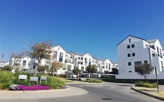 2 Bedroom Townhouse in Modderfontein