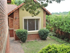 3 Bed Townhouse in Sonheuwel