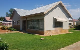 3 Bedroom House in Verwoerdpark