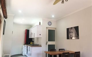 2 Bedroom Garden Cottage in Auckland Park