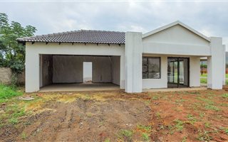 3 Bedroom House in Melodie
