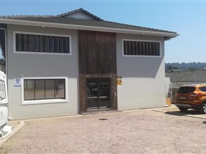 100 m² Commercial space in Manors