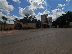 1 Bed Apartment in La Montagne