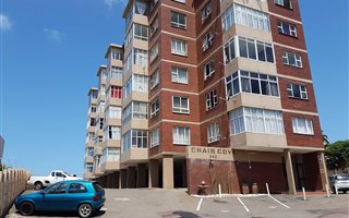 1.5 Bedroom Apartment in Amanzimtoti