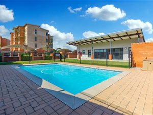 2 Bed Apartment in Glen Marais
