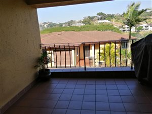 3 Bed Duplex in Sunningdale