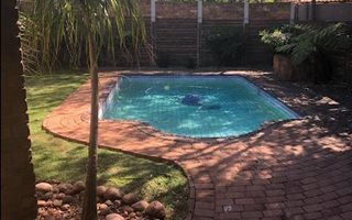 4 Bedroom House in Hurlingham Manor