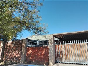 2 Bed House in Hermanstad