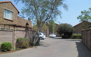 2 Bedroom House in Willow Park Manor