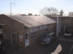 300 m² Commercial space in Brakpan Central