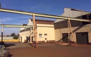 9710 m² Industrial space in Germiston Central
