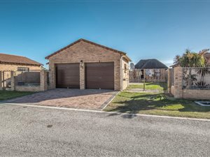 3 Bed House in Hunters Retreat