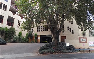 1 Bedroom Apartment in Westdene