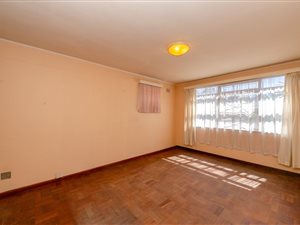 1 Bed Apartment in Wynberg