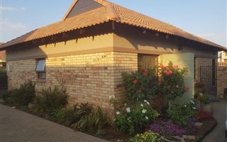 3 Bedroom House in Shellyvale