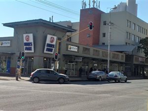127 m² Retail Space in Sunnyside