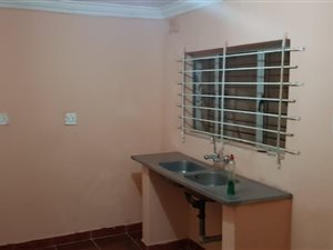 2 Bedroom Garden Cottage in Moorton