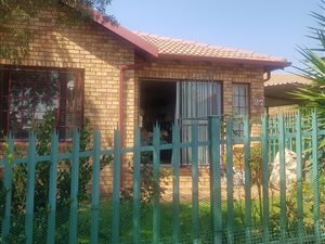 2 Bed Simplex in Elandspark