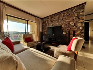 2 Bed Apartment in Maroeladal