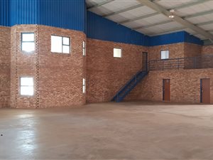 1725 m² Commercial space in Monavoni