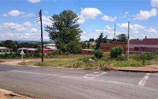 2855 m² Land available in Louis Trichardt