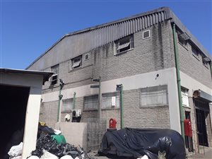 2000 m² Industrial space in Lotusville