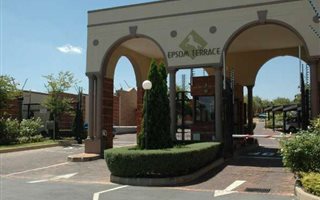 Studio apartment in Bryanston