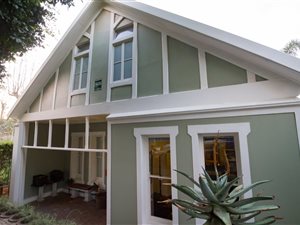 4 Bed House in Three Anchor Bay