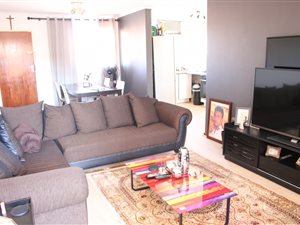 2 Bed Townhouse in Highveld